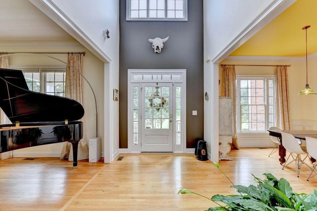 6 bedroom, 6 bathroom, 6,264 sq ft single family residence for sale at 4825 Meadow Park Lane, Suwanee, GA 30024 — photo 9
