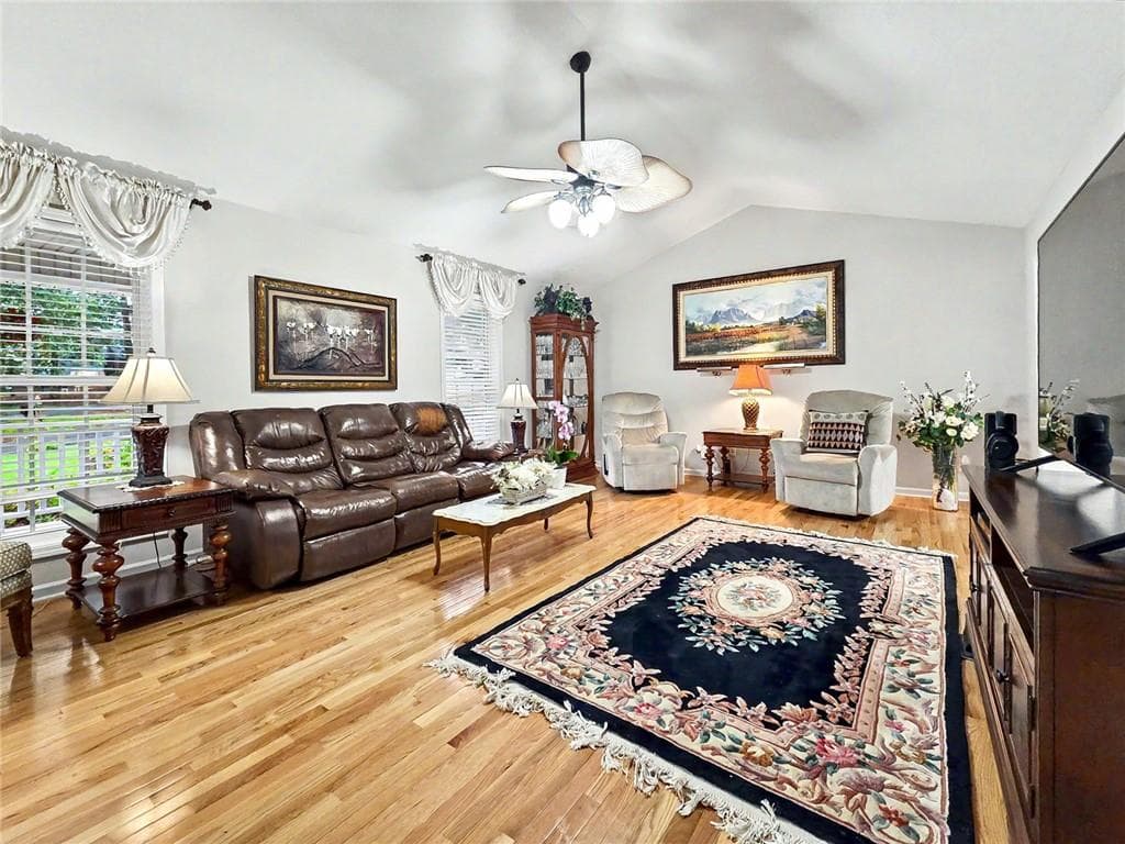 4 bedroom, 3 bathroom, 2,350 sq ft single family residence for sale at 7815 Dogwood Trail, Murrayville, GA 30564 — photo 8