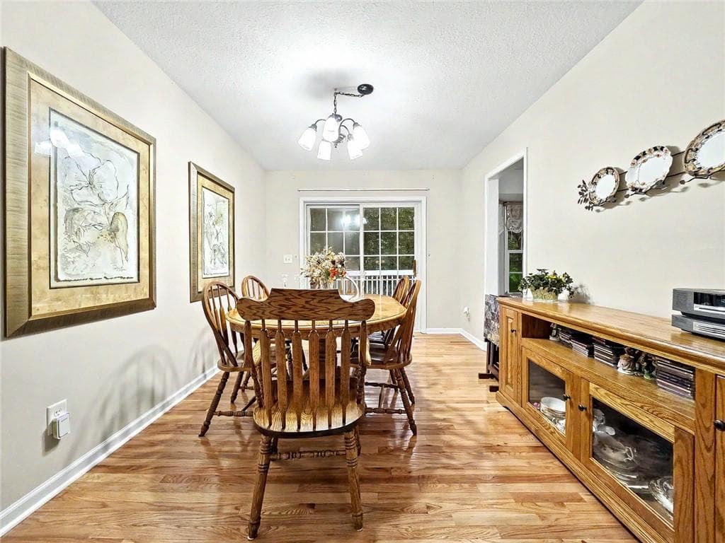 4 bedroom, 3 bathroom, 2,350 sq ft single family residence for sale at 7815 Dogwood Trail, Murrayville, GA 30564 — photo 9