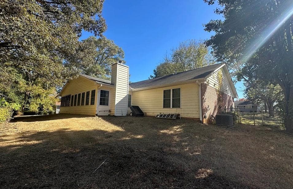3 bedroom, 2 bathroom, 1,806 sq ft single family residence for sale at 574 Almand Branch Road, Conyers, GA 30094 — photo 4