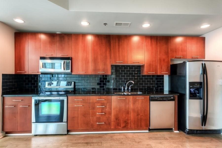 1 bedroom, 1 bathroom, 655 sq ft condominium for sale at 3324 Peachtree Road 1403, Atlanta, GA 30326 — photo 5