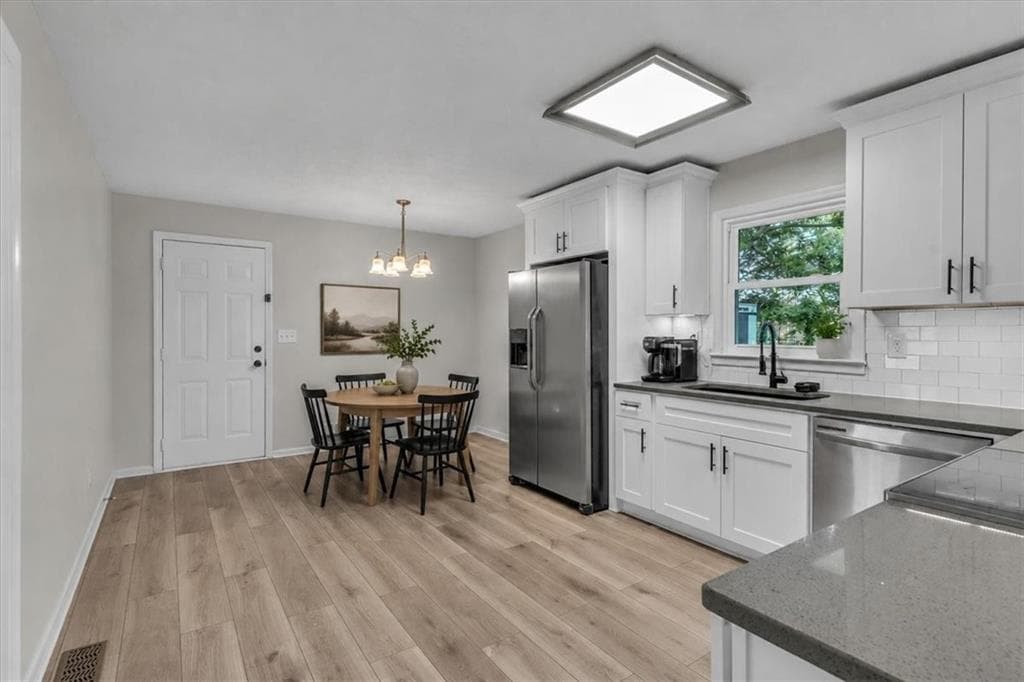 3 bedroom, 1 bathroom, 1,025 sq ft single family residence under contract at 161 Carver Road, Mcdonough, GA 30253 — photo 8
