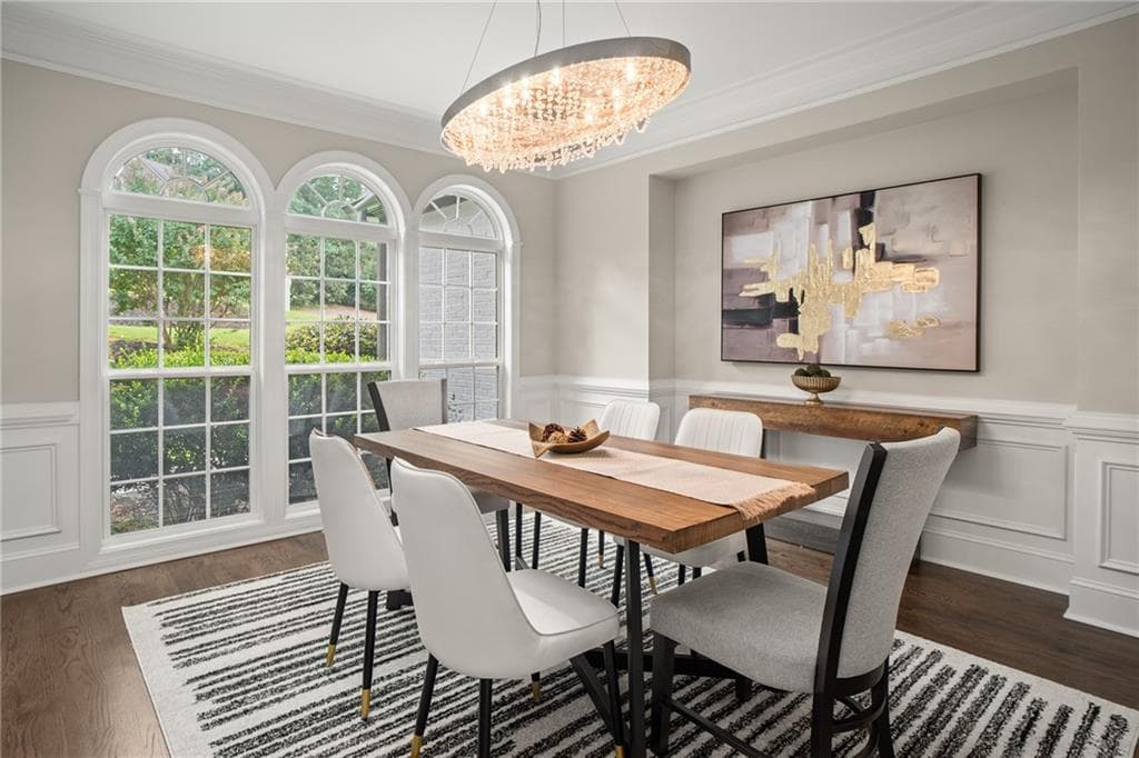 6 bedroom, 6 bathroom, 5,675 sq ft single family residence under contract at 715 Fawn Ridge Court, Roswell, GA 30075 — photo 5