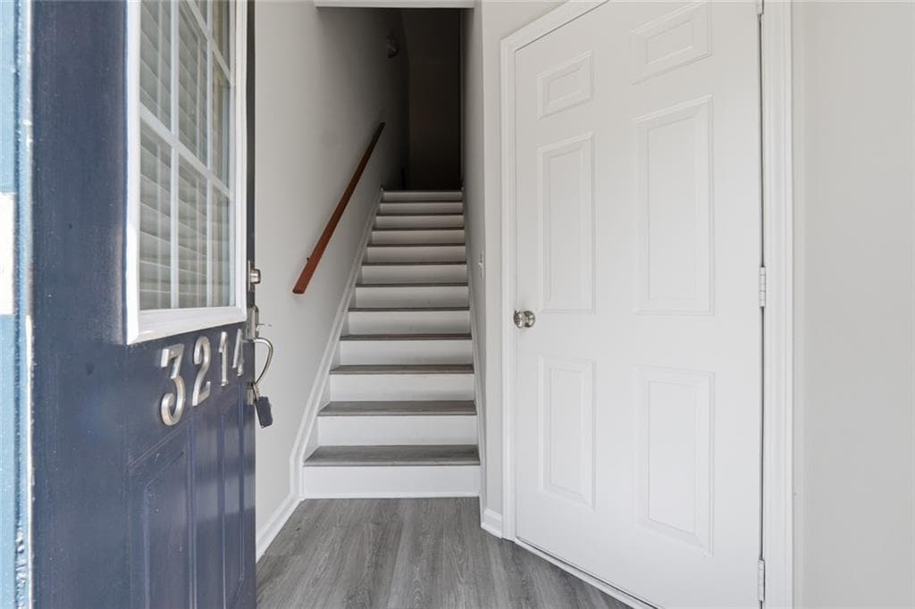 2 bedroom, 3 bathroom, 1,638 sq ft townhouse under contract at 3214 Mill Springs Circle, Buford, GA 30519 — photo 3