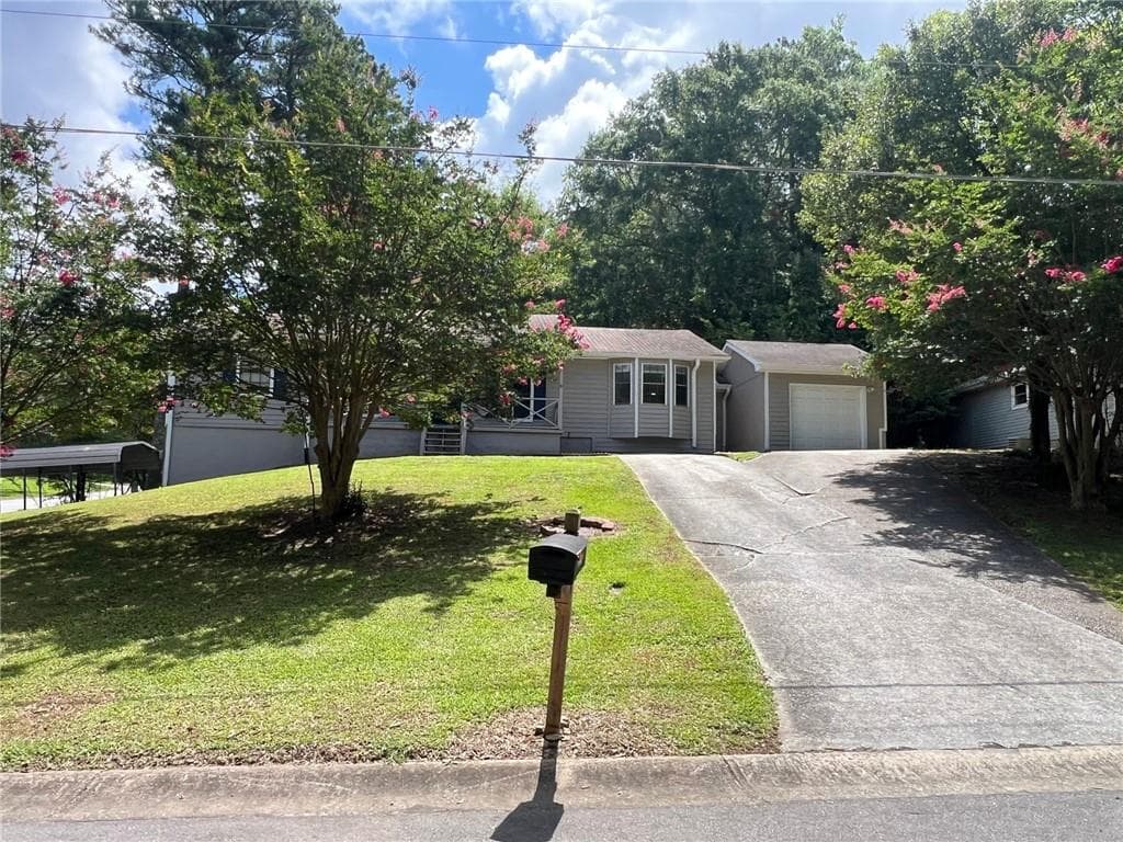 other under contract at 2574 Holly Berry Trail, Snellville, GA 30039