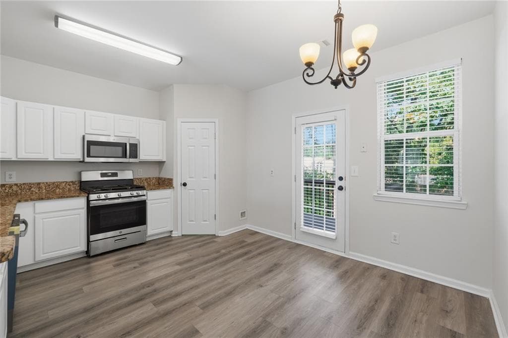 2 bedroom, 3 bathroom, 1,638 sq ft townhouse under contract at 3214 Mill Springs Circle, Buford, GA 30519 — photo 10