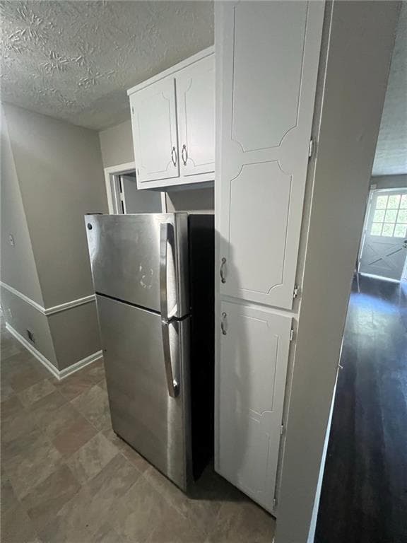 other under contract at 2574 Holly Berry Trail, Snellville, GA 30039 — photo 4