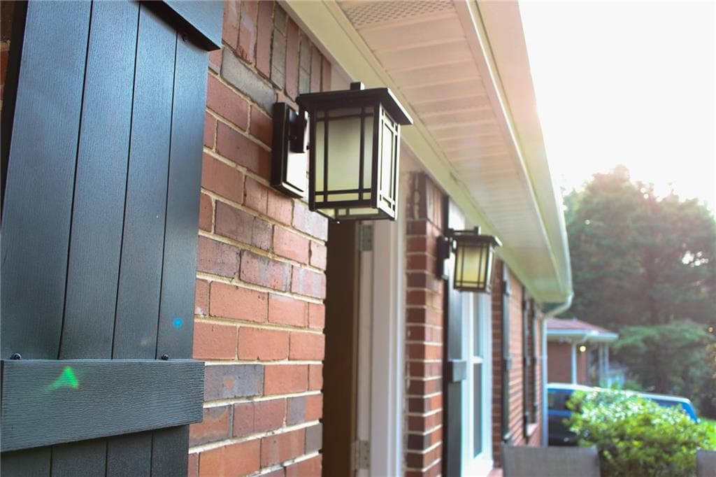 3 bedroom, 2 bathroom, 1,497 sq ft single family residence for rent at 2287 Vistamont Drive, Decatur, GA 30033 for $2,500 a month — photo 4