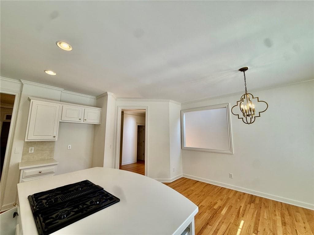 3 bedroom, 4 bathroom, 3,348 sq ft townhouse for sale at 14 Carrington Way, Sandy Springs, GA 30328 — photo 8