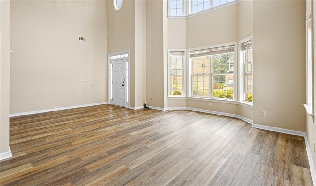 7 bedroom, 4 bathroom, 3,956 sq ft single family residence for sale at 3450 Long Lake Drive, Douglasville, GA 30135 — photo 3