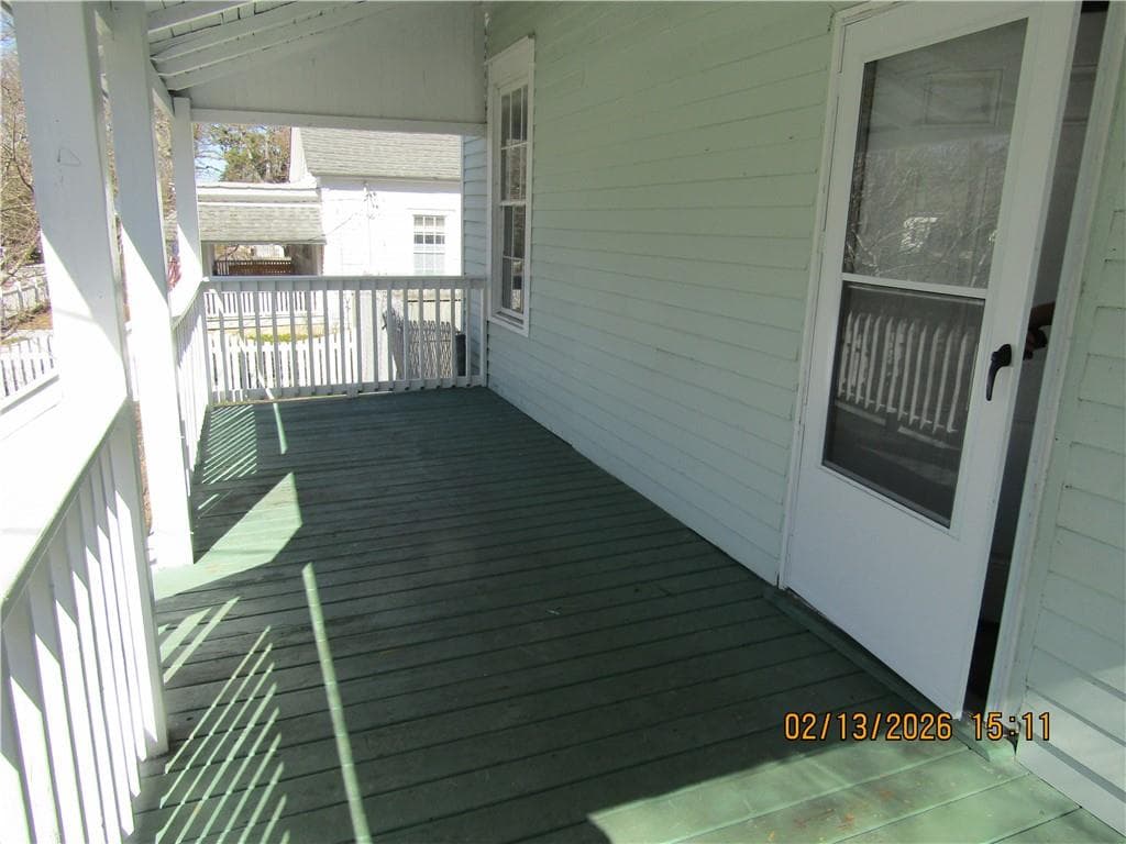 2 bedroom, 1 bathroom, 1,290 sq ft single family residence for sale at 1645 Main Street, Conyers, GA 30012 — photo 4