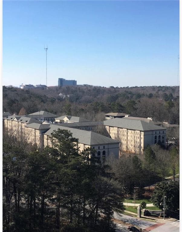 1 bedroom, 1 bathroom, 828 sq ft condominium for sale at 1501 Clairmont Road 1713, Decatur, GA 30033 — photo 9