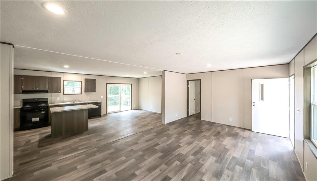 3 bedroom, 2 bathroom, 1,475 sq ft single family residence for sale at 534 Tree Ridge, Carrollton, GA 30116 — photo 8