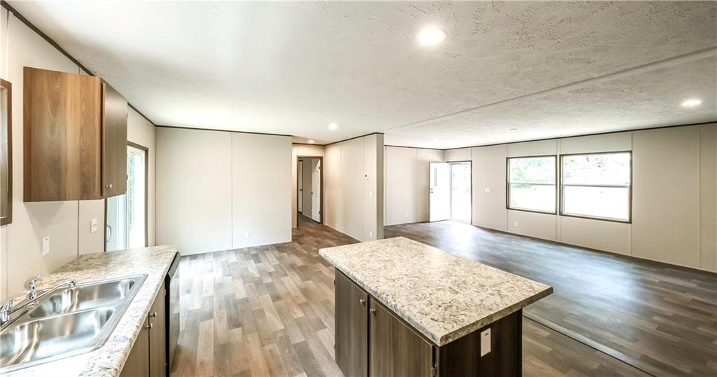 3 bedroom, 2 bathroom, 1,475 sq ft single family residence for sale at 534 Tree Ridge, Carrollton, GA 30116 — photo 10