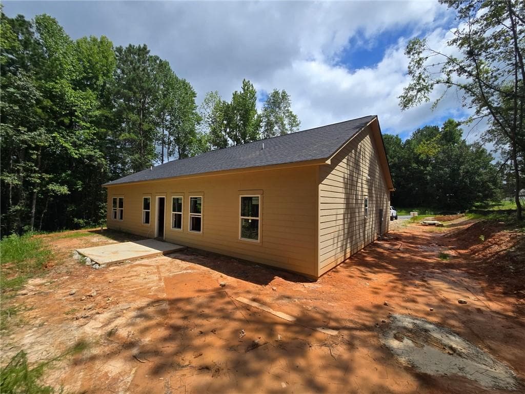 3 bedroom, 2 bathroom, 1,474 sq ft single family residence under contract at 110 Anita Boulevard, Mount Zion, GA 30117 — photo 6
