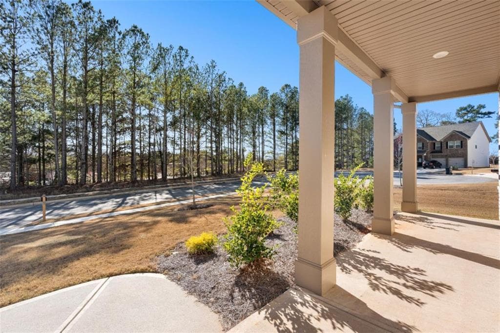 4 bedroom, 4 bathroom, 2,990 sq ft single family residence for sale at 370 Granary Walk, Covington, GA 30014 — photo 2
