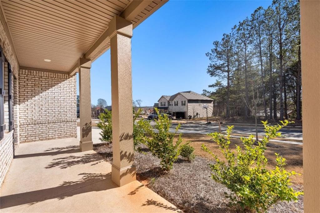 4 bedroom, 4 bathroom, 2,990 sq ft single family residence for sale at 370 Granary Walk, Covington, GA 30014 — photo 3