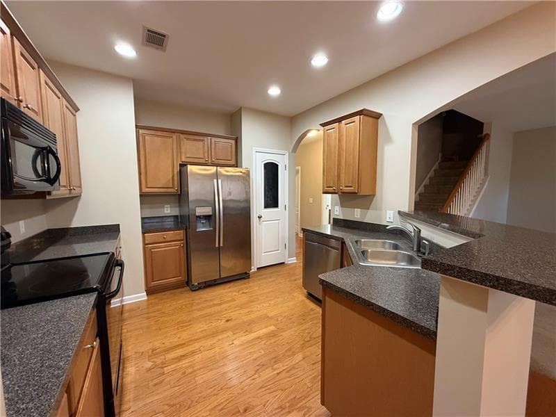 4 bedroom, 3 bathroom, 1,919 sq ft single family residence for rent at 314 Pin Oak Avenue, Woodstock, GA 30188 for $2,200 a month — photo 8