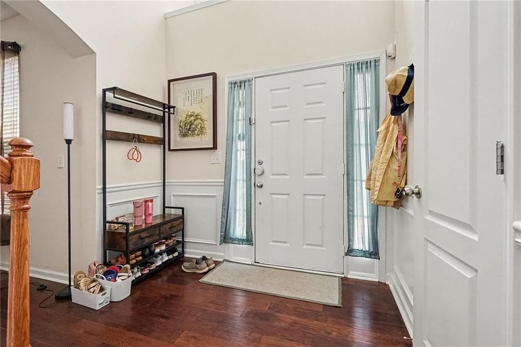 4 bedroom, 3 bathroom, 2,201 sq ft single family residence for sale at 542 Simonton Ridge, Lawrenceville, GA 30045 — photo 3