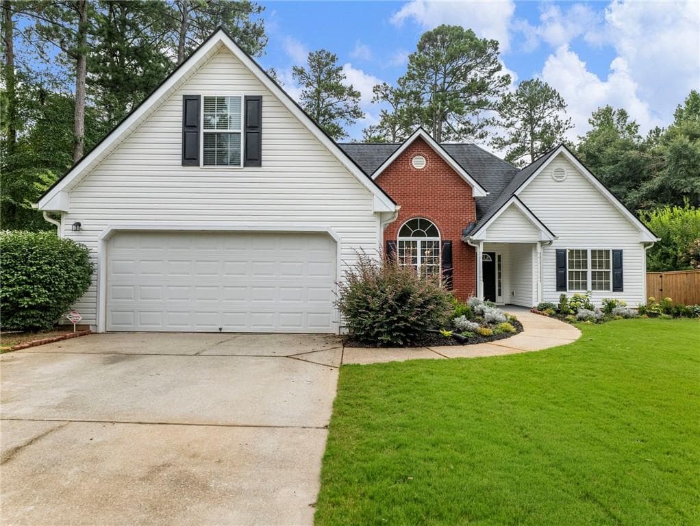 835 Winding Grove Lane, Loganville, GA 30052 — most recent listing photo