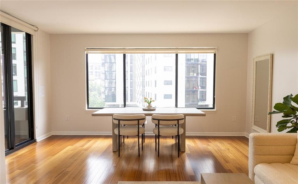 1 bedroom, 1 bathroom, 750 sq ft condominium for sale at 3481 Lakeside Drive 804, Atlanta, GA 30326 — photo 8