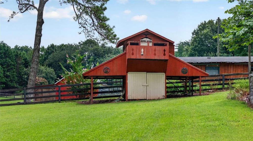 4 bedroom, 4 bathroom, 4,572 sq ft single family residence for sale at 13295 Cogburn Road, Milton, GA 30004 — photo 5