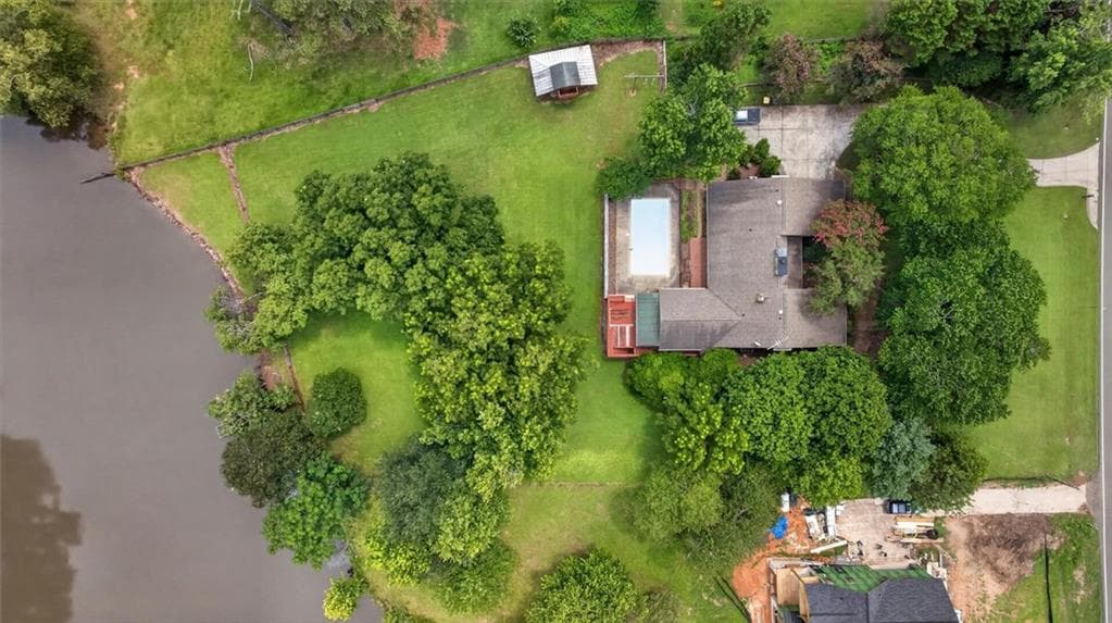 4 bedroom, 4 bathroom, 4,572 sq ft single family residence for sale at 13295 Cogburn Road, Milton, GA 30004 — photo 3