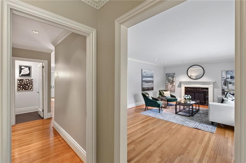 4 bedroom, 4 bathroom, 4,000 sq ft single family residence for sale at 1040 Lindridge Drive, Atlanta, GA 30324 — photo 5