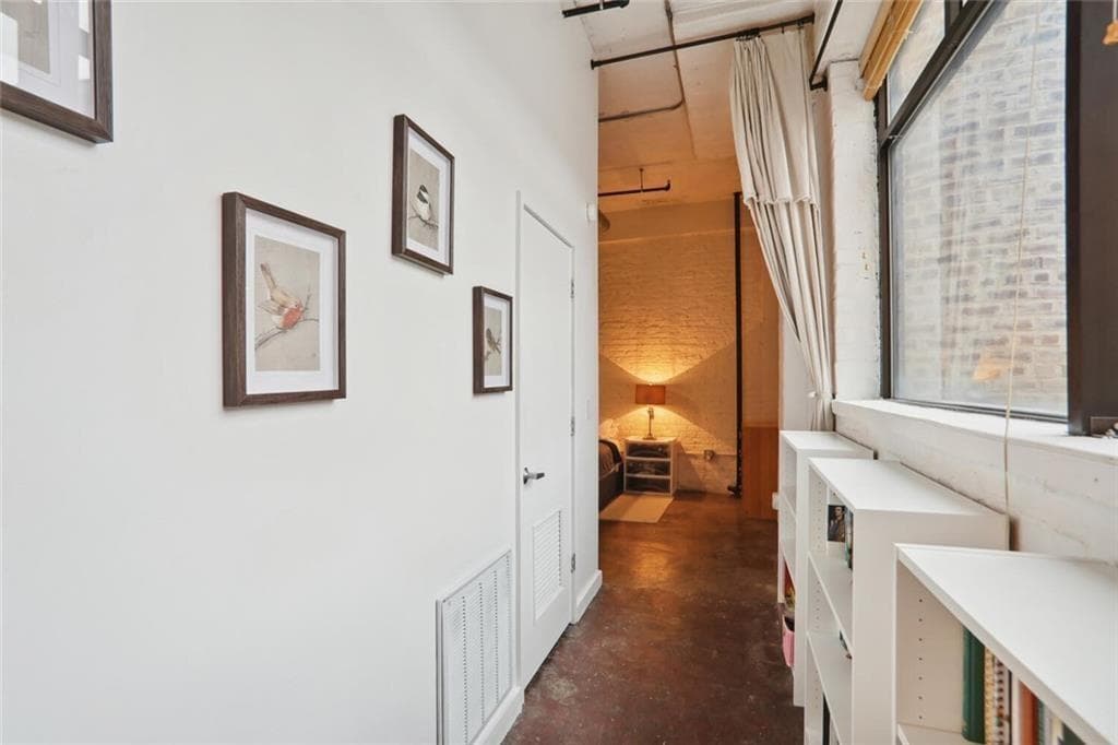 1 bedroom, 1 bathroom, 1,057 sq ft condominium for sale at 426 Marietta Street 309, Atlanta, GA 30313 — photo 6
