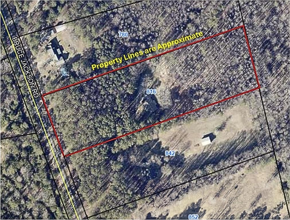 3 bedroom, 2 bathroom, 1,674 sq ft single family residence for sale at 816 Bruce Jackson Road, Newnan, GA 30263 — photo 2