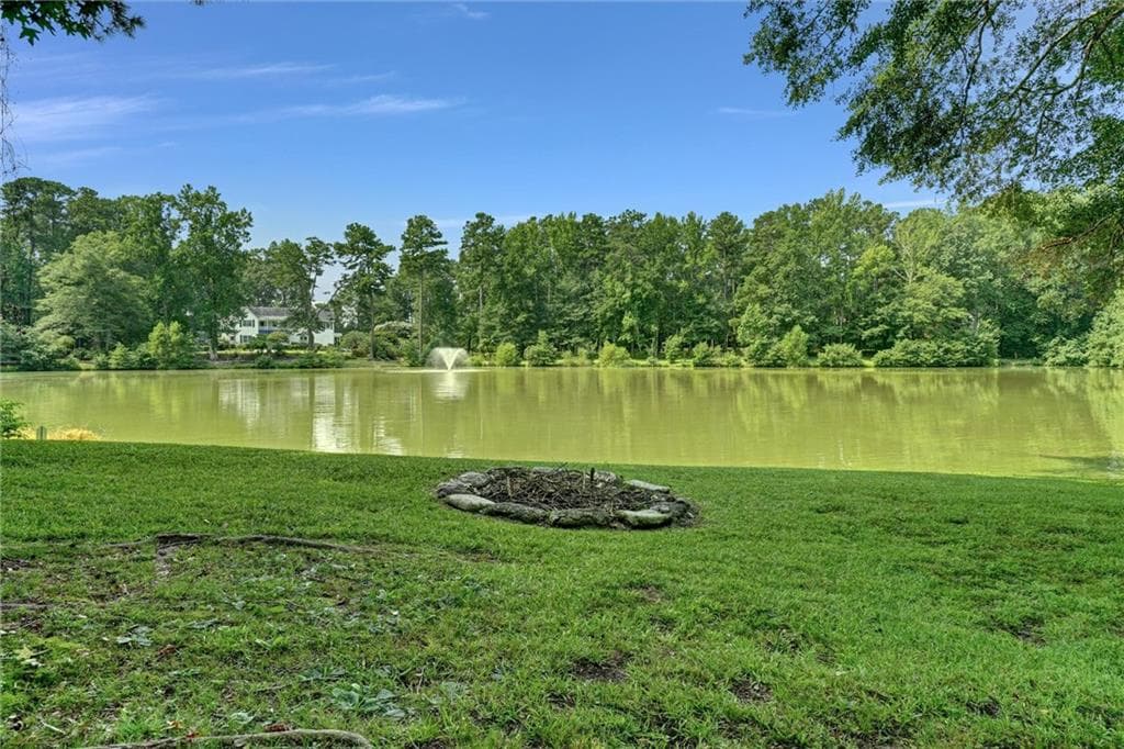 3 bedroom, 2 bathroom, 1,987 sq ft single family residence for sale at 3115 Country Lake Drive, Powder Springs, GA 30127 — photo 6