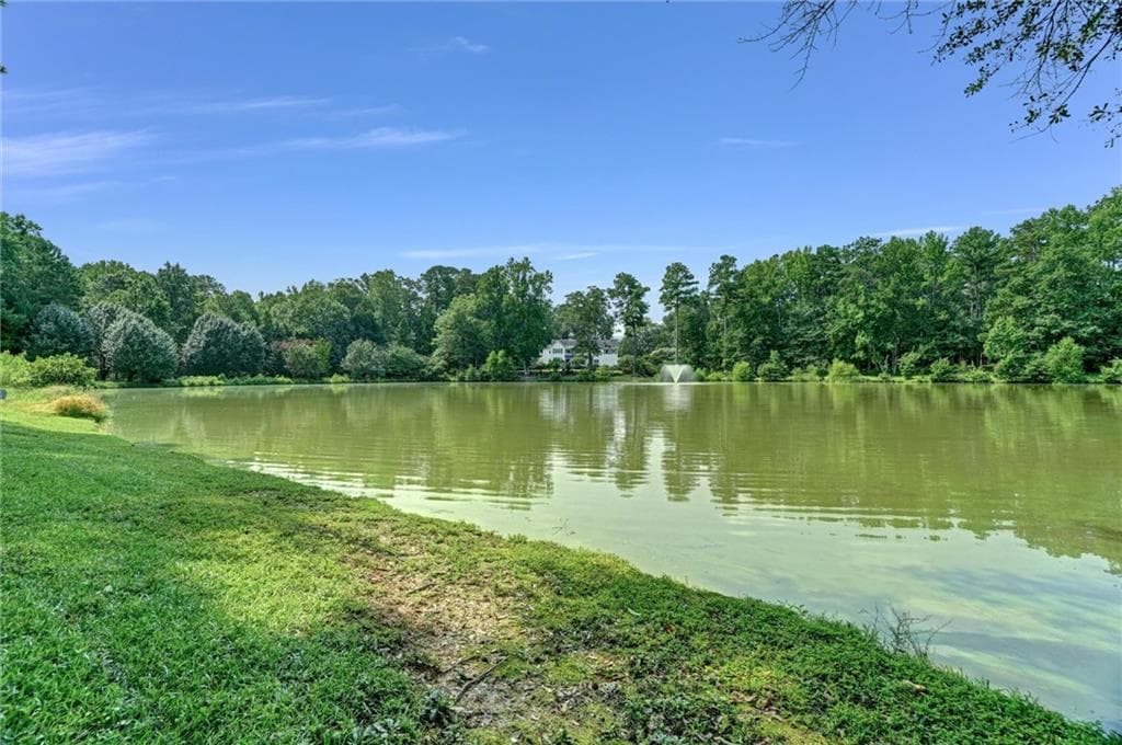 3 bedroom, 2 bathroom, 1,987 sq ft single family residence for sale at 3115 Country Lake Drive, Powder Springs, GA 30127 — photo 5