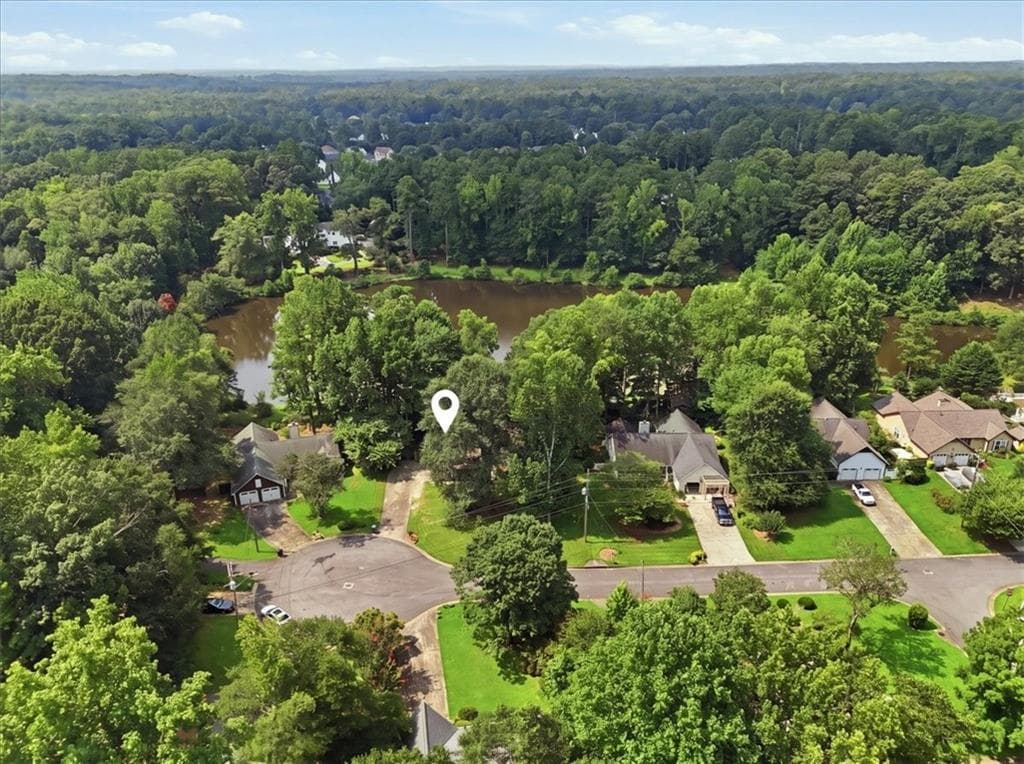 3 bedroom, 2 bathroom, 1,987 sq ft single family residence for sale at 3115 Country Lake Drive, Powder Springs, GA 30127 — photo 9