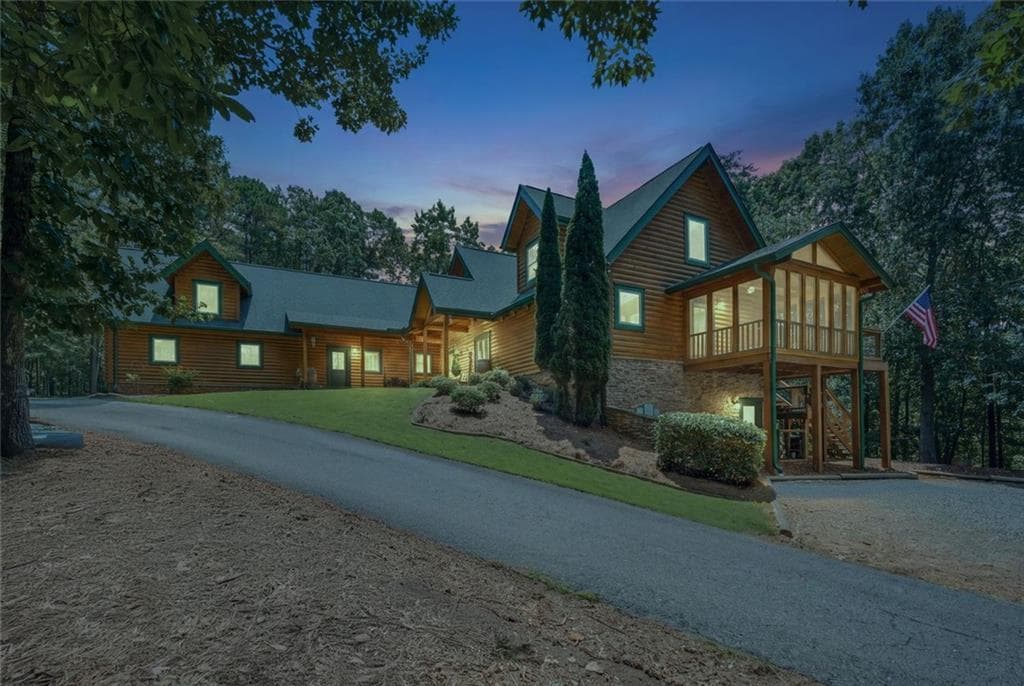 4 bedroom, 2 bathroom, 3,530 sq ft single family residence for sale at 302 Bumpy Trail, Dawsonville, GA 30534