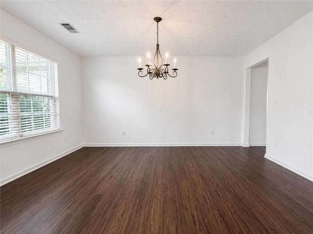 5 bedroom, 3 bathroom, 2,740 sq ft single family residence for rent at 788 Roxholly Lane, Buford, GA 30518 for $2,500 a month — photo 4