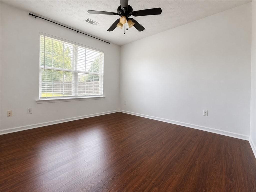 5 bedroom, 3 bathroom, 2,740 sq ft single family residence for rent at 788 Roxholly Lane, Buford, GA 30518 for $2,500 a month — photo 8