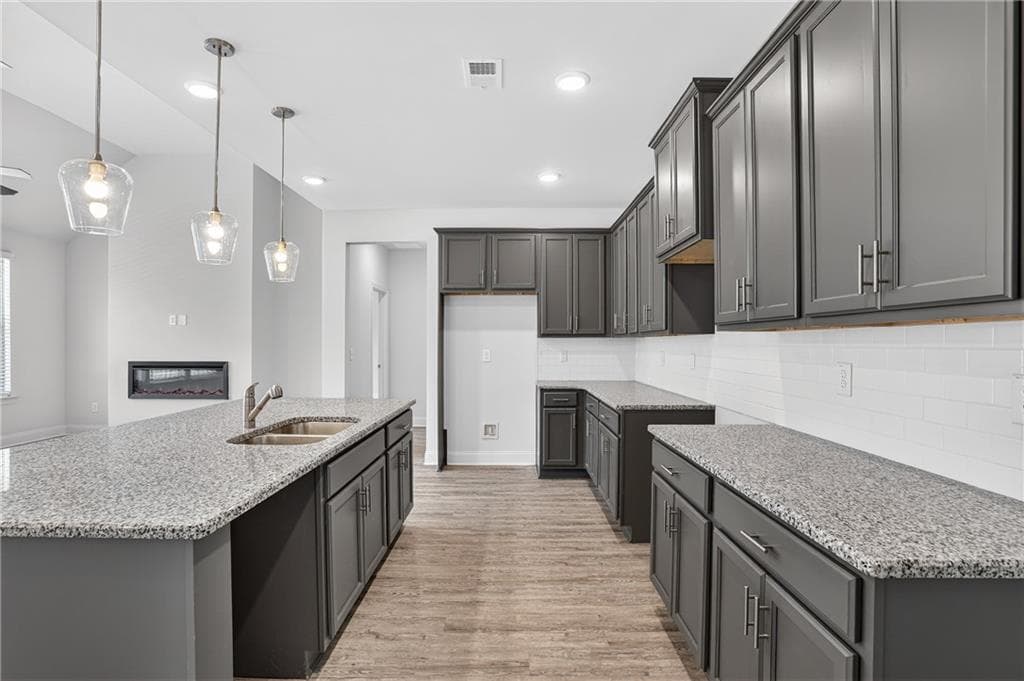 4 bedroom, 3 bathroom, 2,443 sq ft single family residence for sale at 58 Cooper Drive, Mansfield, GA 30055 — photo 7