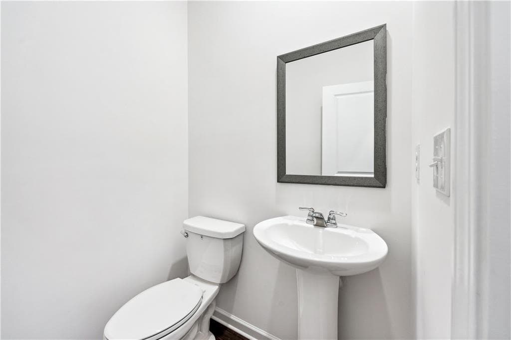 3 bedroom, 4 bathroom, 2,178 sq ft townhouse under contract at 33 Constitution Avenue, Pendergrass, GA 30567 — photo 10