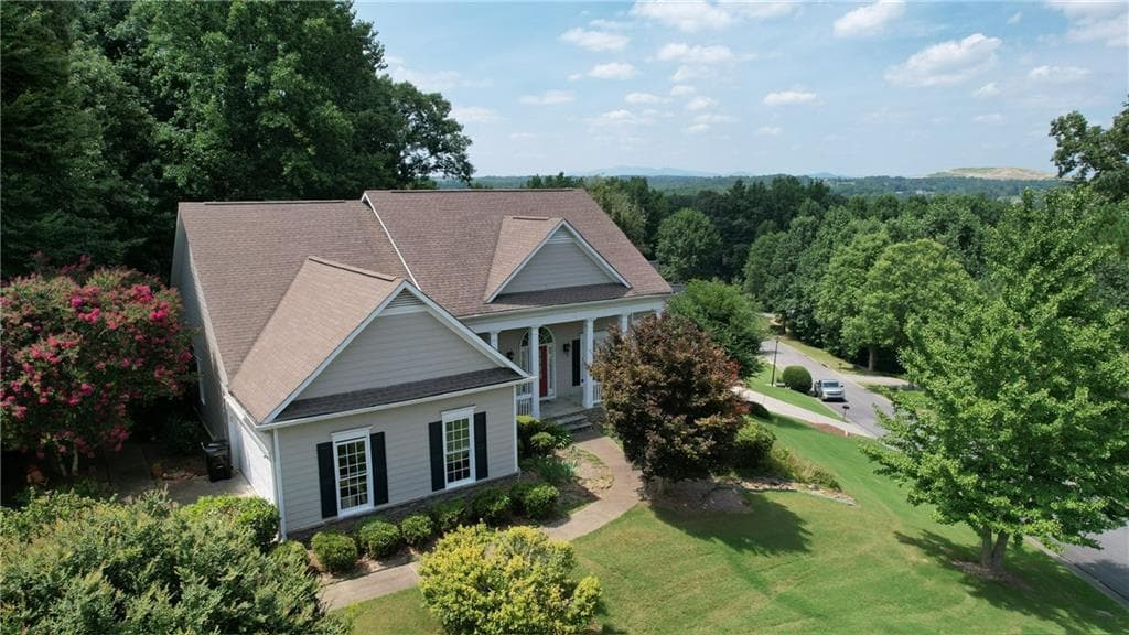 3 bedroom, 3 bathroom, 2,154 sq ft single family residence for sale at 9235 Waterside Drive, Ball Ground, GA 30107 — photo 4