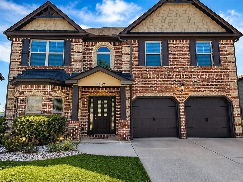 4 bedroom, 3 bathroom, 2,564 sq ft single family residence under contract at 3639 Lake End Drive, Loganville, GA 30052 — photo 2