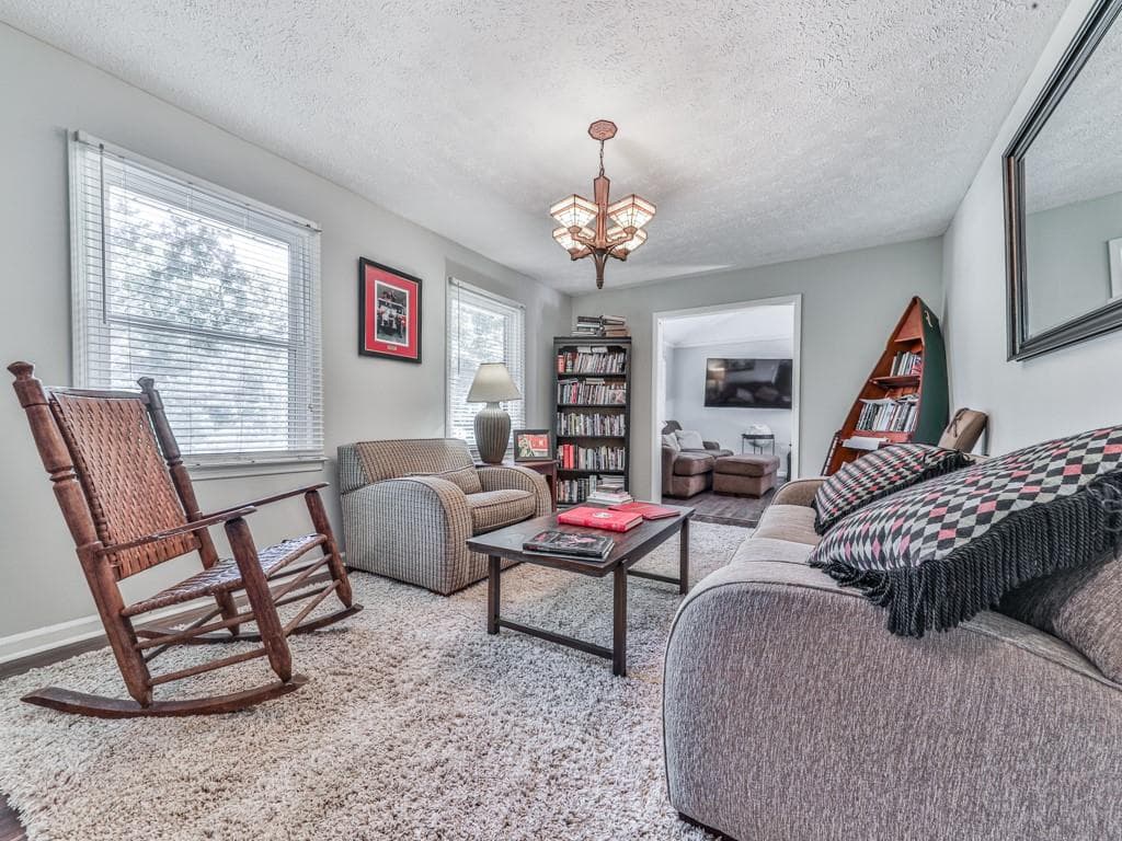 4 bedroom, 3 bathroom, 2,052 sq ft single family residence for sale at 132 Little Brook Drive, Woodstock, GA 30188 — photo 9