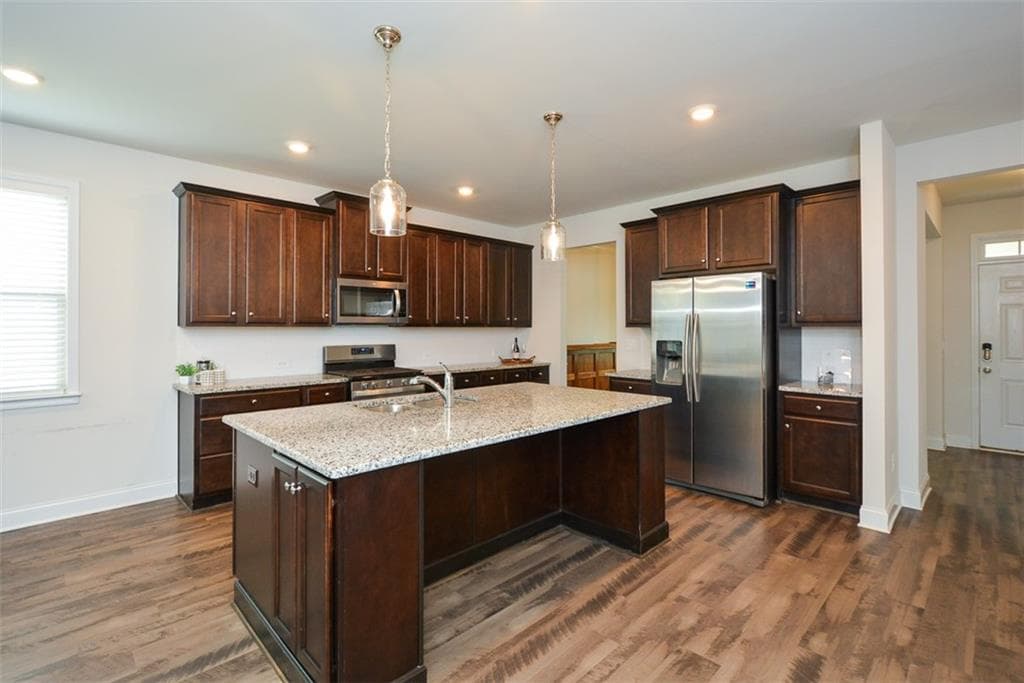 4 bedroom, 3 bathroom, 2,665 sq ft single family residence for sale at 151 Rolling Hills Place, Canton, GA 30114 — photo 8