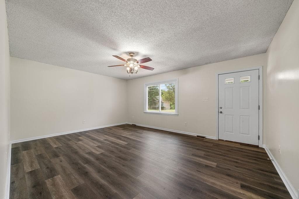3 bedroom, 2 bathroom, 1,344 sq ft single family residence for sale at 135 Manning Mill Road, Adairsville, GA 30103 — photo 6