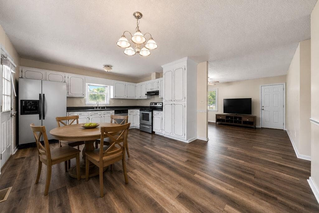 3 bedroom, 2 bathroom, 1,344 sq ft single family residence for sale at 135 Manning Mill Road, Adairsville, GA 30103 — photo 8