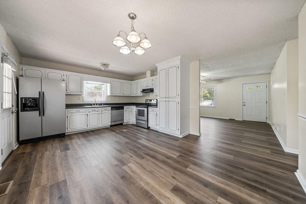 3 bedroom, 2 bathroom, 1,344 sq ft single family residence for sale at 135 Manning Mill Road, Adairsville, GA 30103 — photo 9
