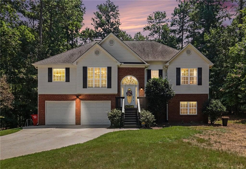4 bedroom, 3 bathroom, 2,383 sq ft single family residence for sale at 5220 Woodmont Drive, Villa Rica, GA 30180 — photo 6