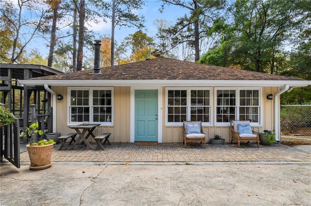3 bedroom, 3 bathroom, 2,312 sq ft single family residence under contract at 866 Buckner Road, Mableton, GA 30126