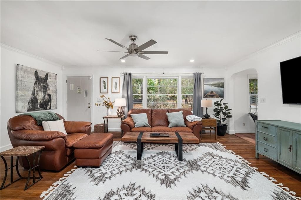 3 bedroom, 3 bathroom, 2,312 sq ft single family residence under contract at 866 Buckner Road, Mableton, GA 30126 — photo 9