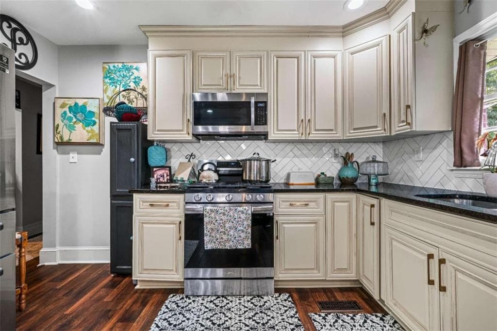 4 bedroom, 2 bathroom, 2,245 sq ft single family residence for sale at 5 Robin Street, Rome, GA 30165 — photo 10