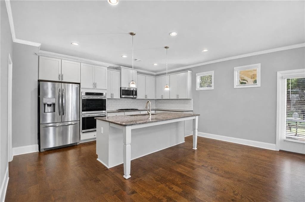4 bedroom, 4 bathroom, 3,026 sq ft single family residence for sale at 205 Orchard Trail, Canton, GA 30115 — photo 7